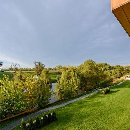 Il Lago - Sunrise - Cozy Luxurious Smart Home By The Lake Voluntari Exterior photo
